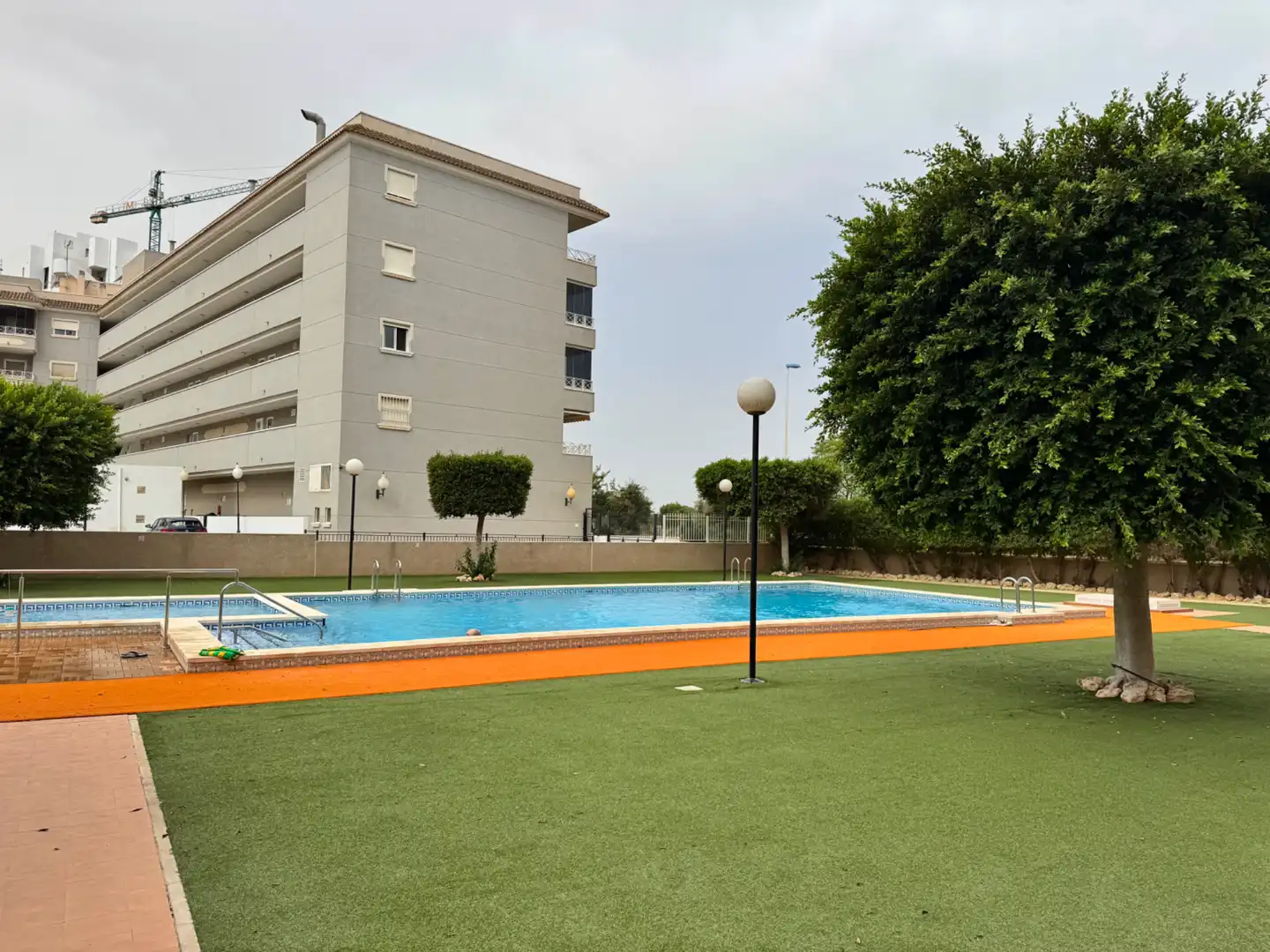 Piscina de Piso en venta en Guardamar del Segura con Aire acondicionado, Calefacción y Terraza