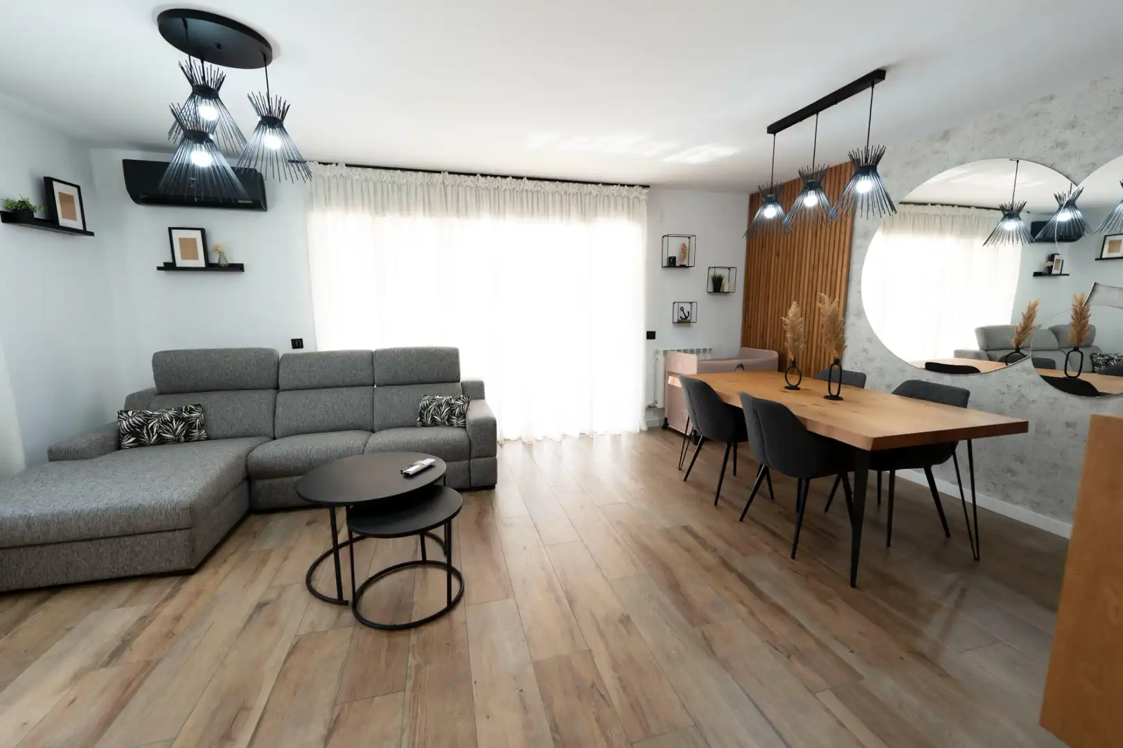 Living room of Detached homes for sale in Torrefarrera  with Air Conditioner, Heating and Private garden