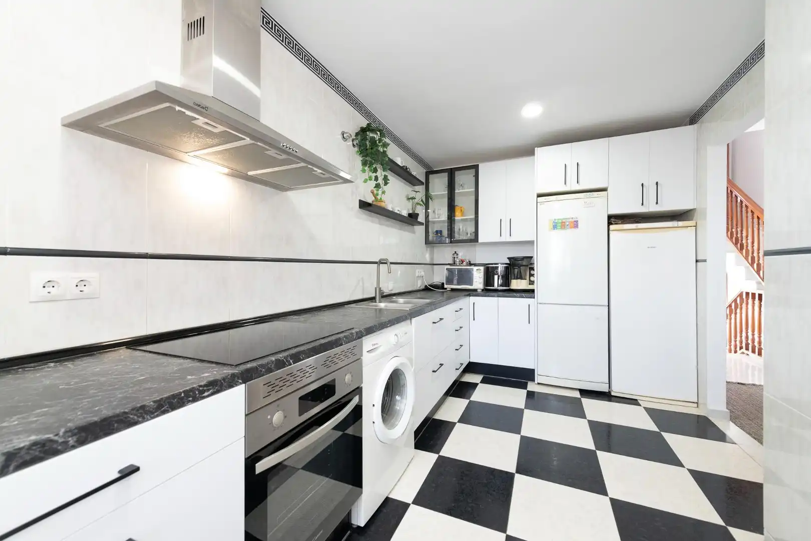Cocina de Casa adosada en venta en Rincón de la Victoria con Terraza y Piscina comunitaria