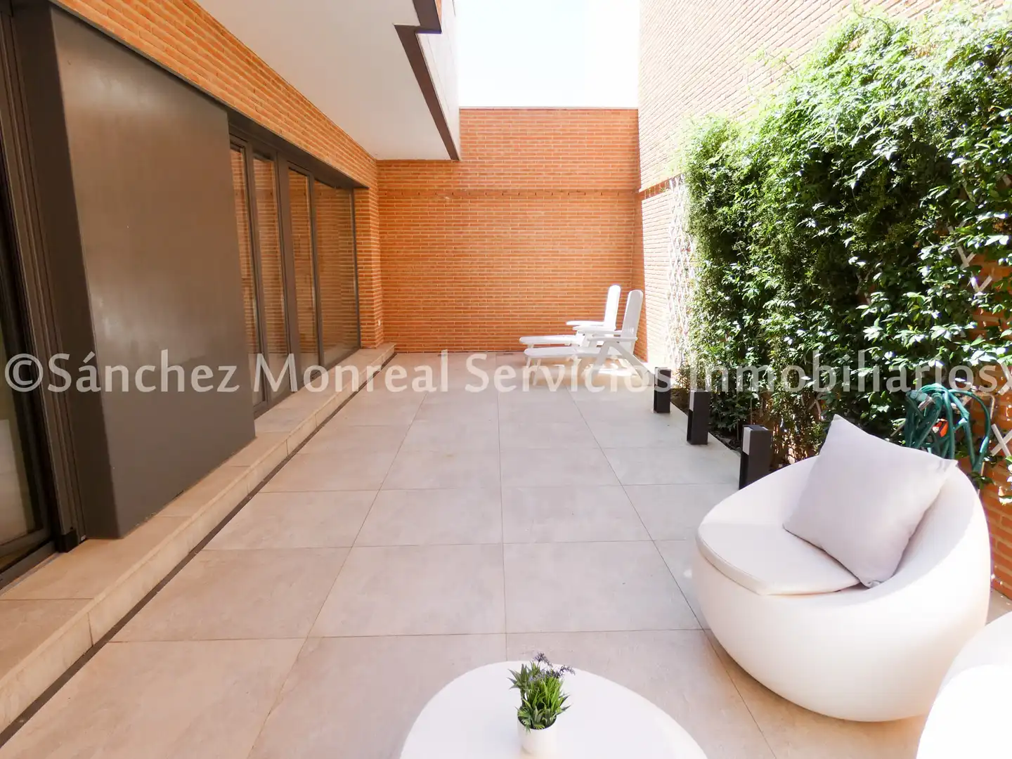 Terraza de Casa o chalet en venta en Alcázar de San Juan con Aire acondicionado, Calefacción y Jardín privado