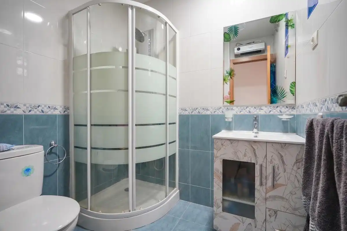 Bathroom of Detached homes for sale in Villalbilla  with Air Conditioner, Heating and Terrace