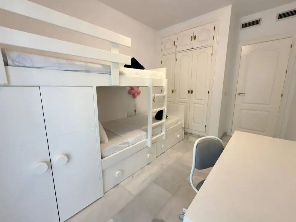 Habitación de Casa o chalet de alquiler en Marbella Centro