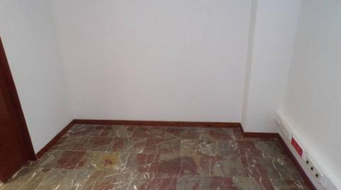 Foto 4 de Oficina de alquiler en Carrer de Joan Reglà, Centre, Figueres