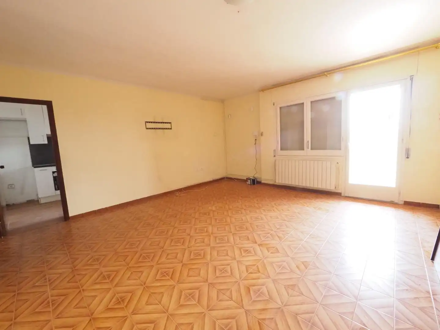Sala de estar de Piso en venta en Sabadell con Parquet y Balcón
