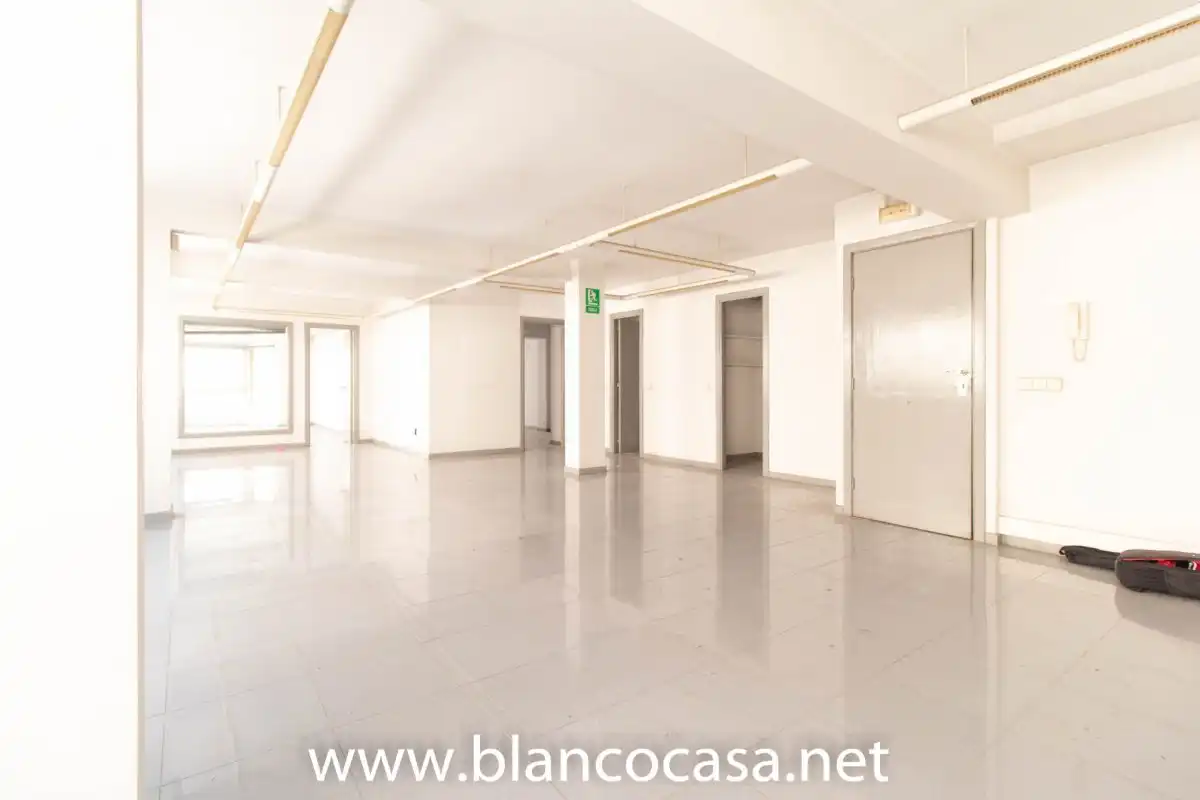 Ufficio in affitto a Carballo, imagen 2