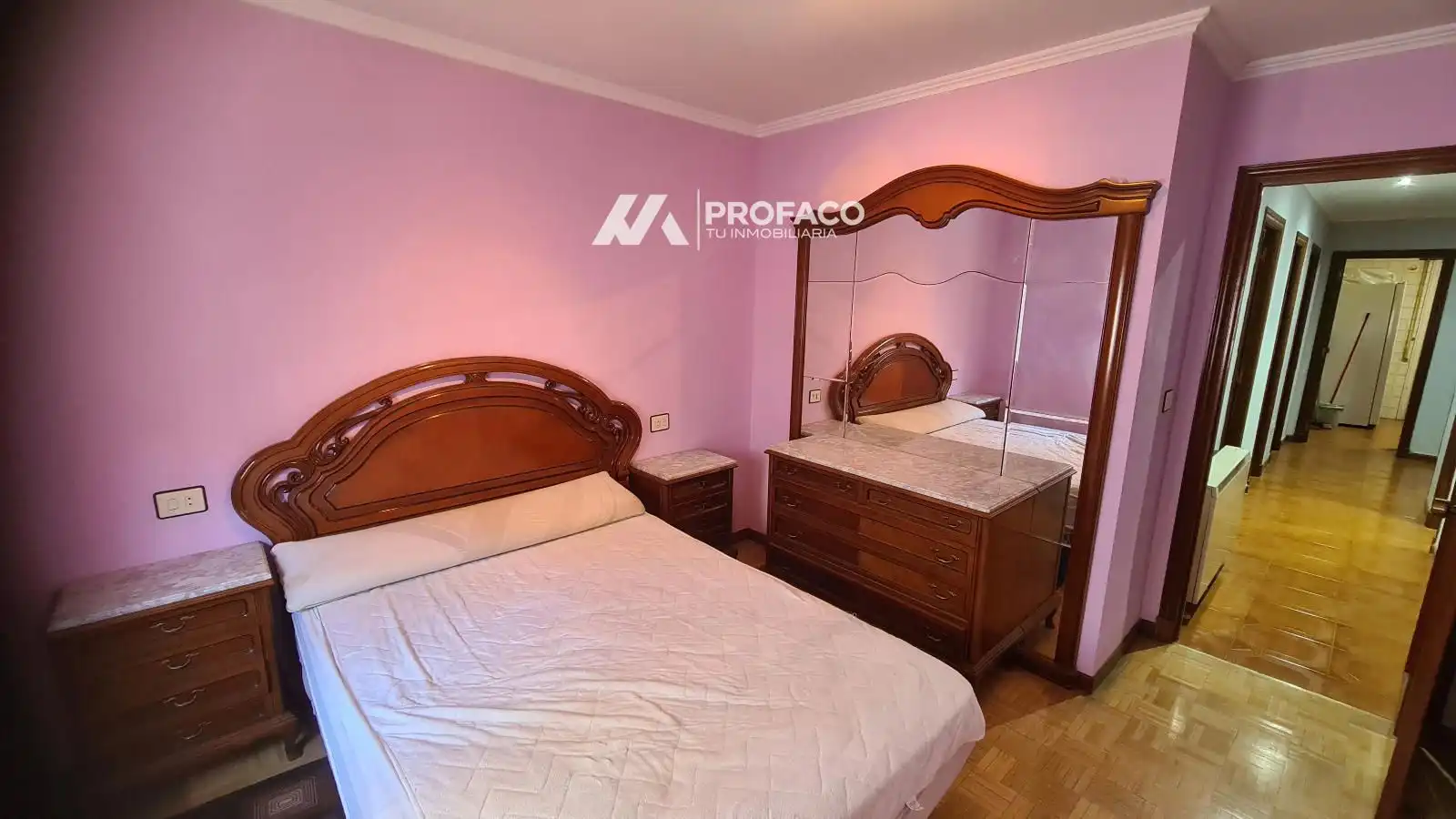 Habitación de Piso de alquiler en Ourense Capital  con Calefacción y Amueblado