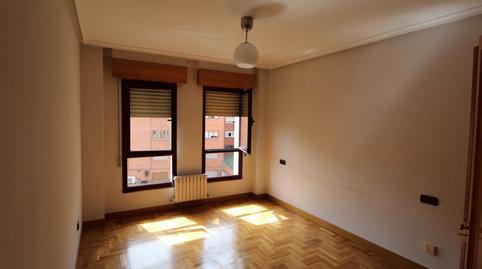 Foto 3 de Piso de alquiler en Quintana, Fontán, Asturias