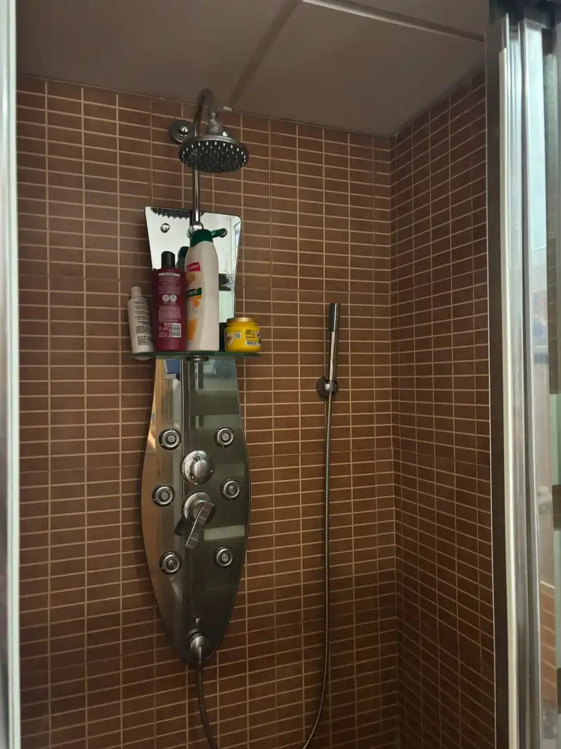 Baño de Piso de alquiler en Madrid con Aire acondicionado, Calefacción y Amueblado