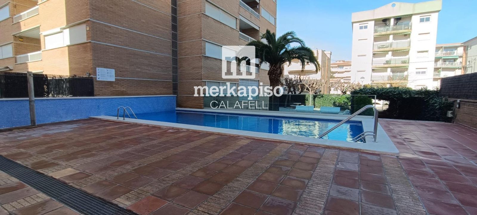 Swimming pool of Flat for sale in Calafell  with Air Conditioner, Heating and Terrace