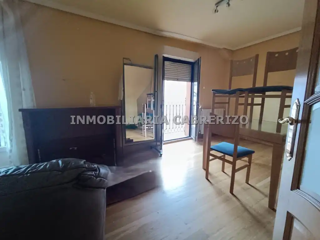 Habitación de Casa o chalet en venta en Ribafrecha con Calefacción, Parquet y Terraza