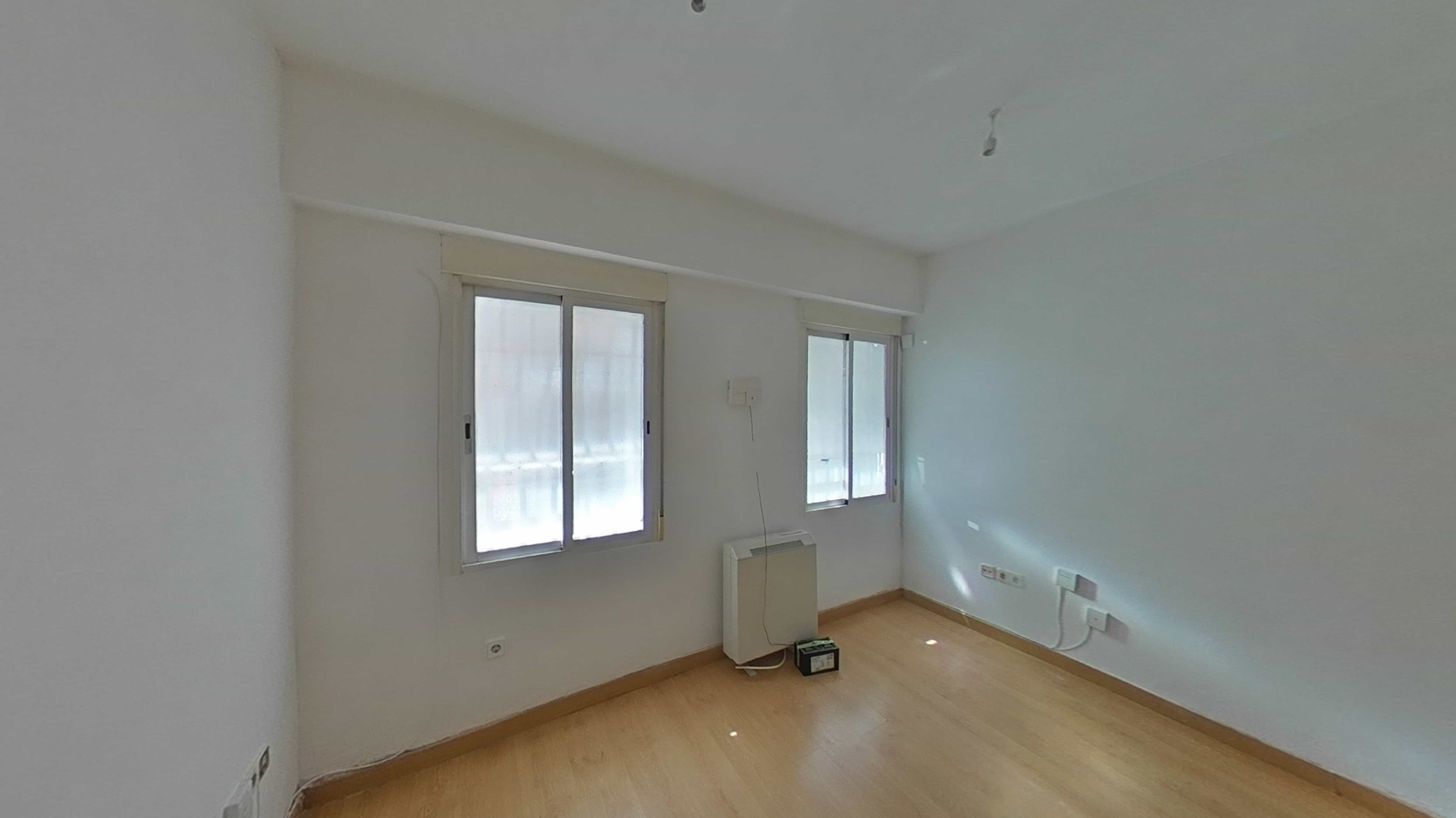 Habitación de Piso en venta en  Madrid Capital