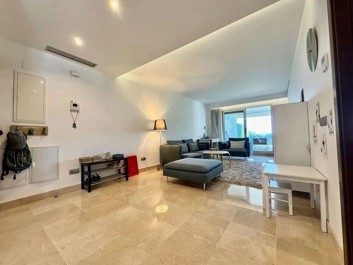 Sala de estar de Planta baja de alquiler en Ojén con Aire acondicionado, Jardín privado y Terraza