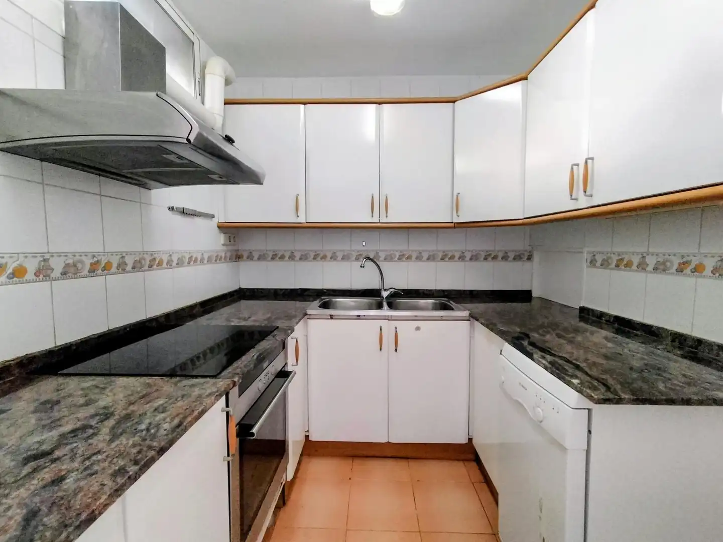 Kitchen of Ground floor for sale in Sant Pere de Ribes  with Air Conditioner, Private garden and Terrace