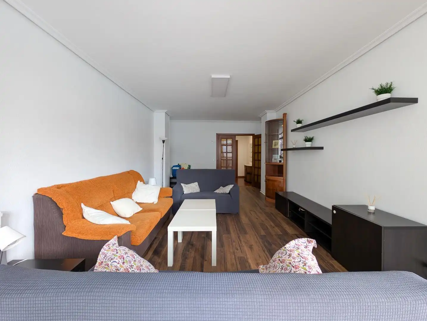 Wohnzimmer von Wohnung zur Miete in Santander mit Heizung, Parkett und Möbliert
