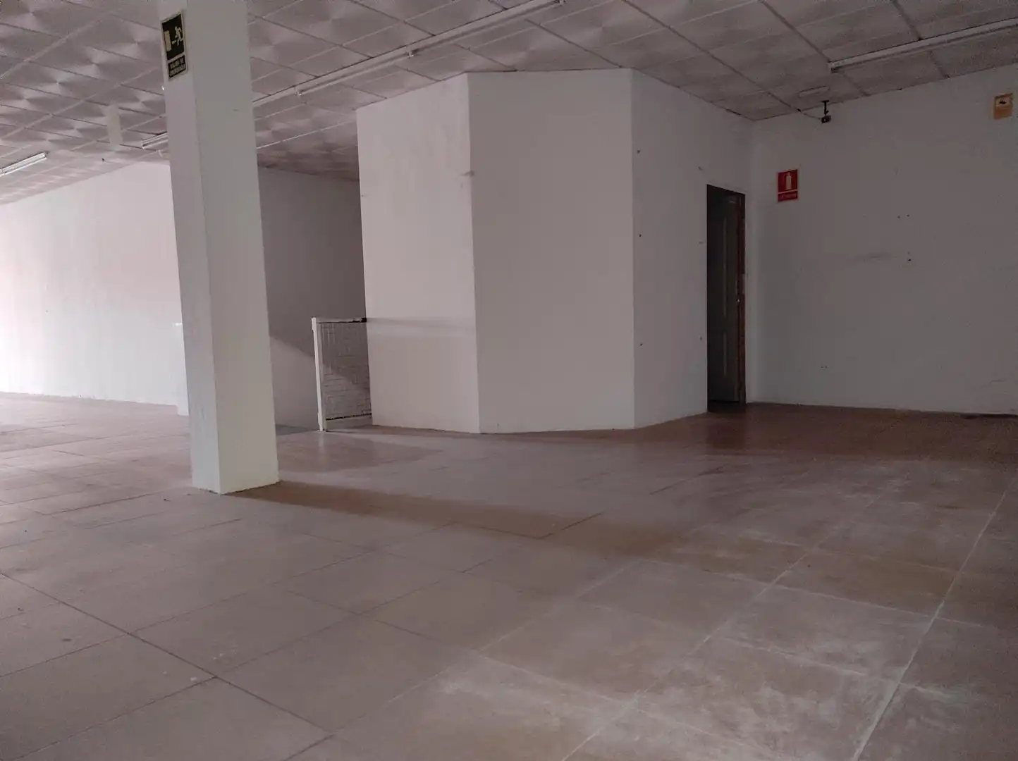 Business premises for sale in Plaza MAYOR, imagen 12