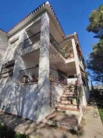 Vista exterior de Casa o xalet en venda en La Nucia amb Terrassa i Traster
