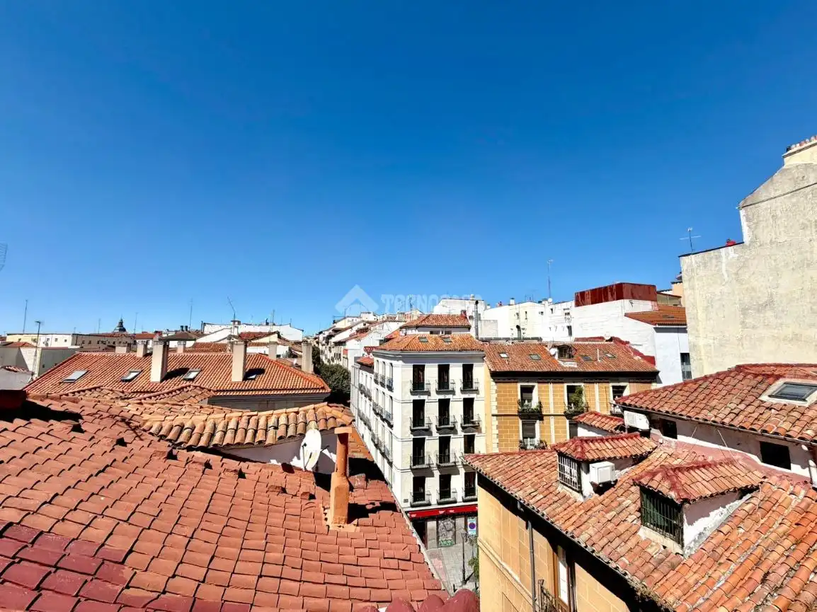Vista exterior de Piso en venta en Madrid
