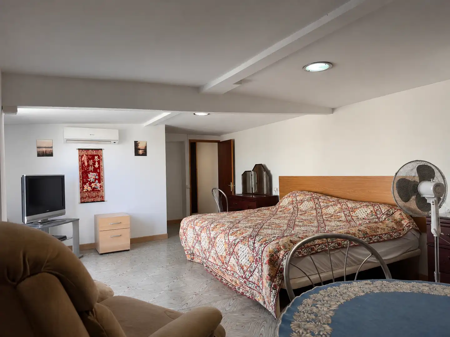 Houses for sale in Ontinyent  with Air Conditioner, Heating and Storage room