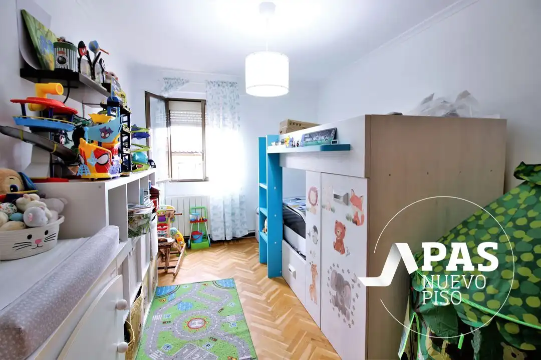 Bedroom of Flat for sale in Santander  with Heating