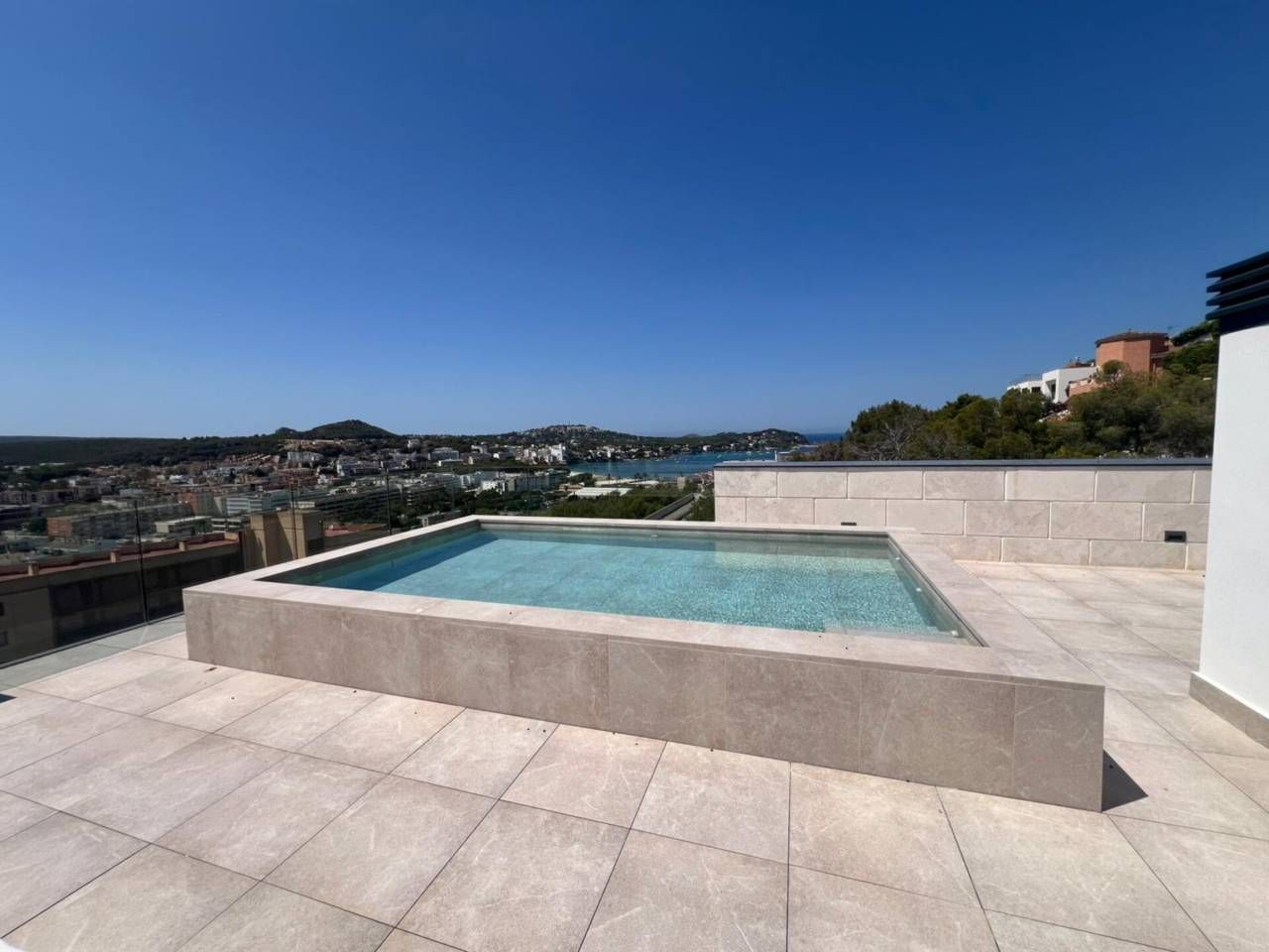 Piscina de Ático de alquiler en Calvià con Aire acondicionado, Terraza y Piscina