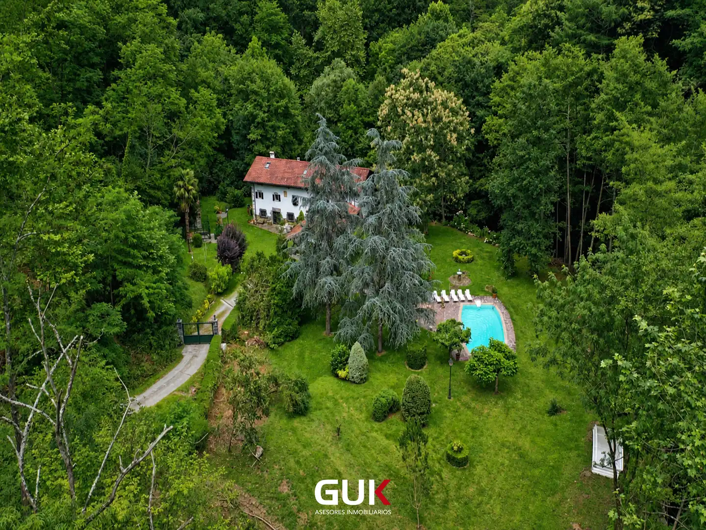 Jardí de Casa o xalet en venda en Irun  amb Calefacció, Jardí privat i Terrassa