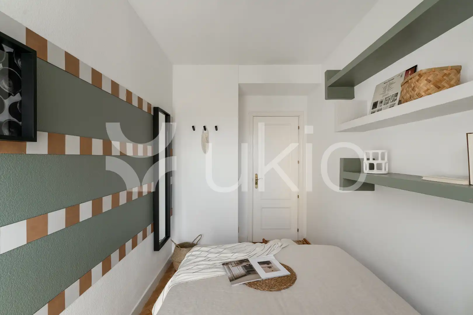 Bedroom of Apartments for rent in Madrid  with Air Conditioner, Heating and Furnished