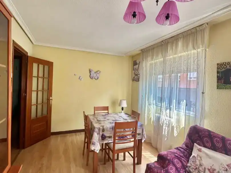 Comedor de Piso en venta en Ávila Capital con Balcón