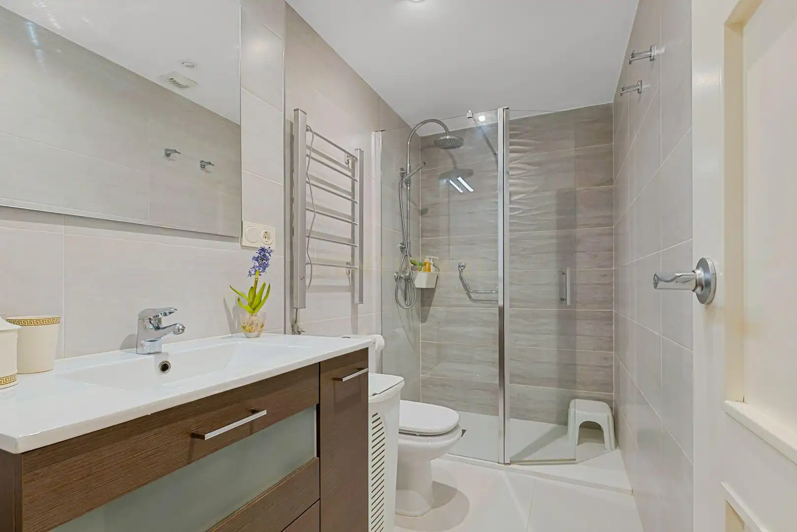 Badezimmer von Maisonette zum Verkauf in Mijas mit Klimaanlage, Privatgarten und Abstellraum