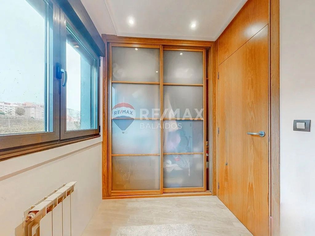 Pis en venda en Vigo  amb Calefacció, Parquet i Traster