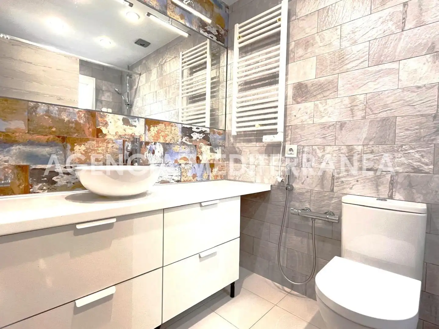 Bathroom of Flat for sale in Dénia  with Air Conditioner, Heating and Terrace