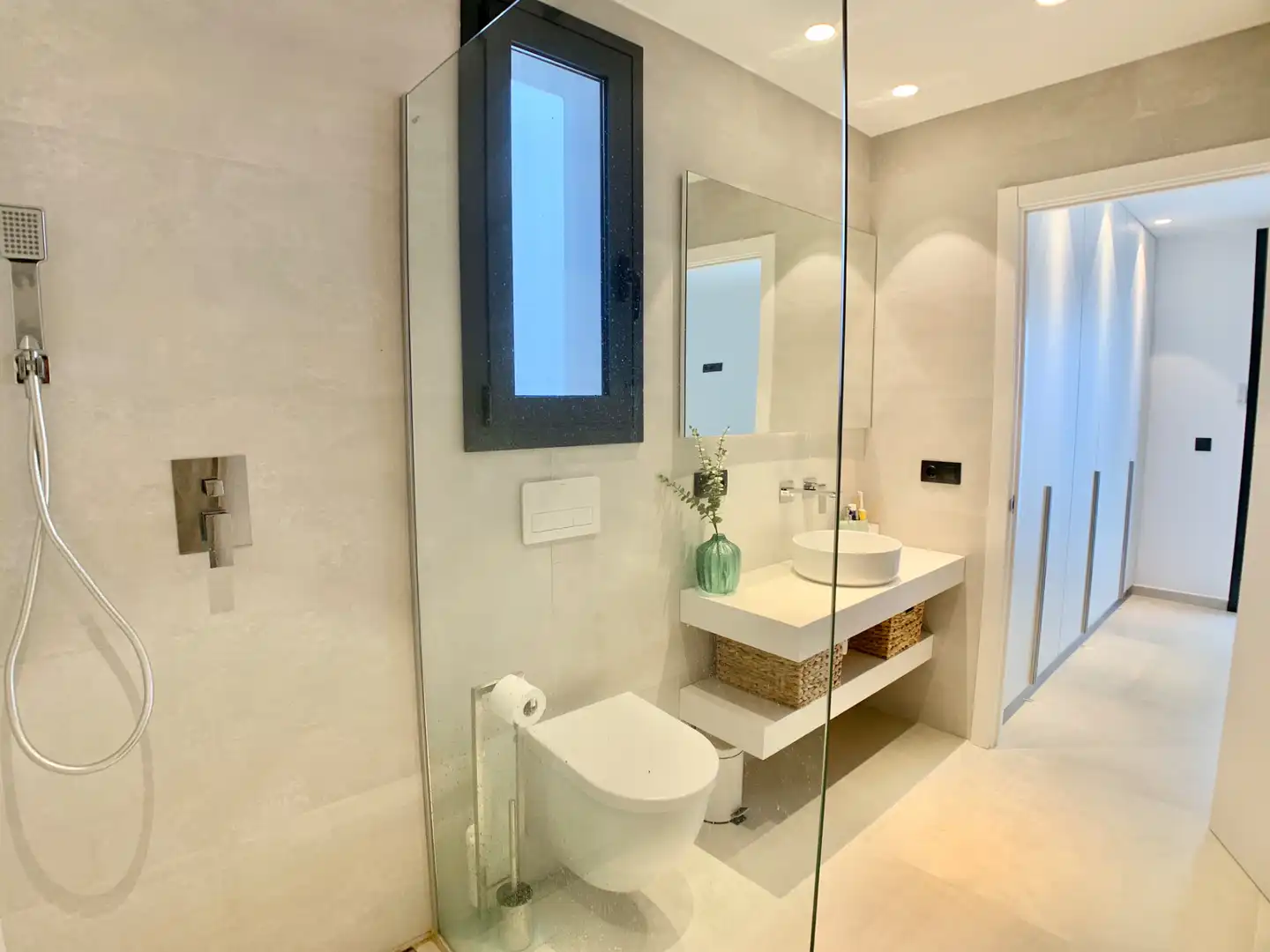 House with terrace for sale in Carrer d'Antoni Canals, imagen 44