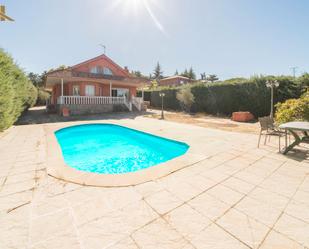 Swimming pool of House or chalet for sale in Galapagar  with Air Conditioner, Terrace and Swimming Pool