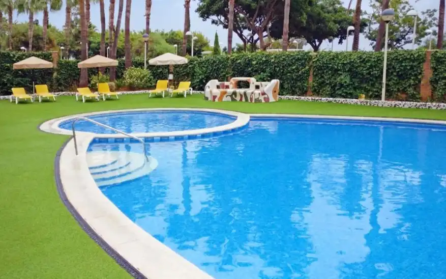 Piscina de Apartament en venda en Oropesa del Mar / Orpesa amb Terrassa, Piscina i Moblat