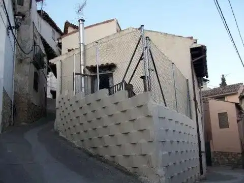 Vista exterior de Casa o xalet en venda en Pastrana amb Terrassa i Balcó