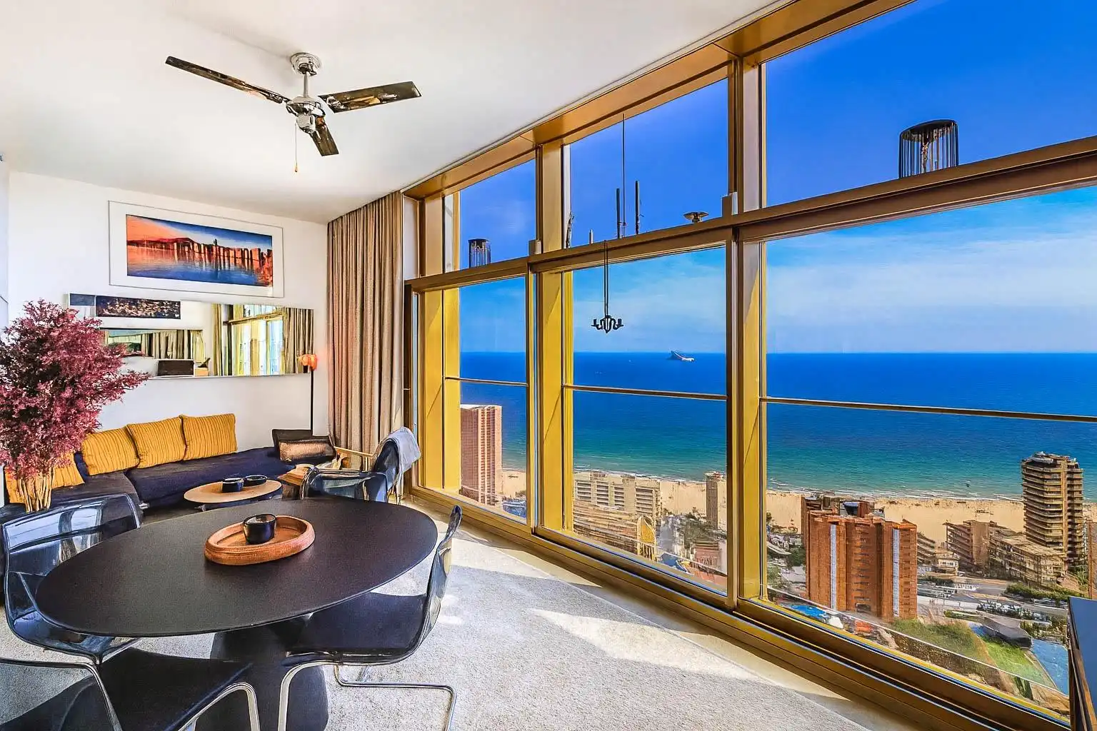 Apartamento con piscina en venta en Playa de Poniente