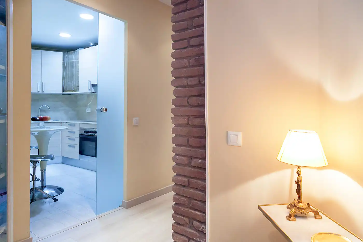 Pis en venda en Barcelona amb Parquet i Forn