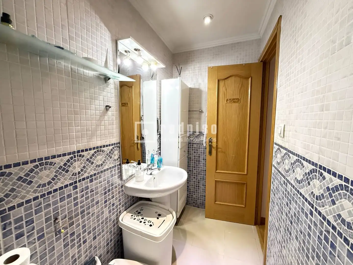 Baño de Piso en venta en Pinto con Calefacción y Terraza