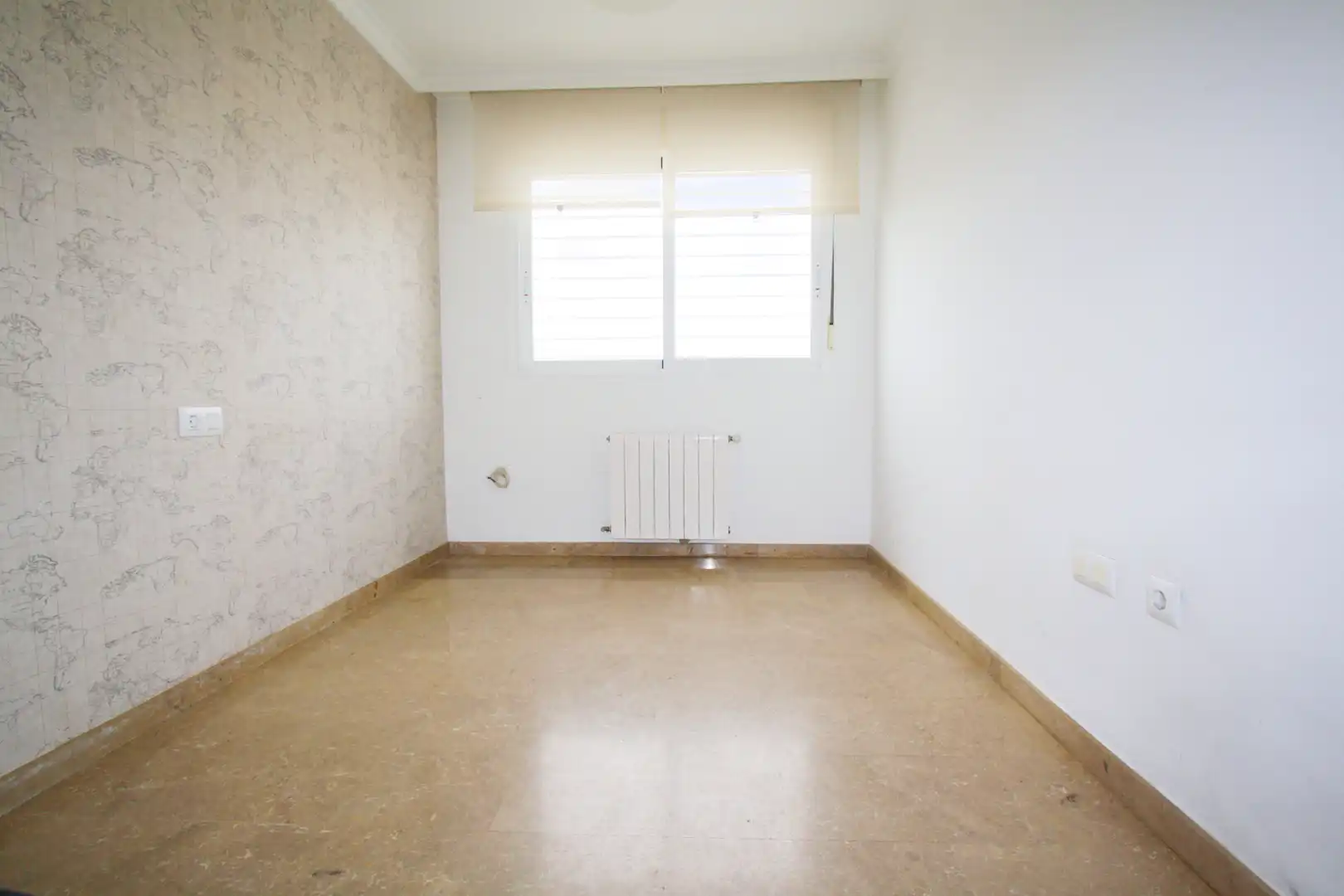 Habitación de Piso en venta en Albacete con Calefacción, Trastero y Amueblado