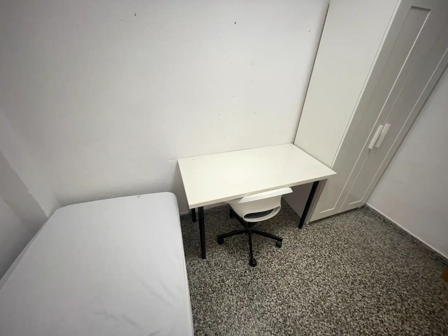 Bedroom of Flat for rent in Murcia  with Furnished, Oven and Washing machine