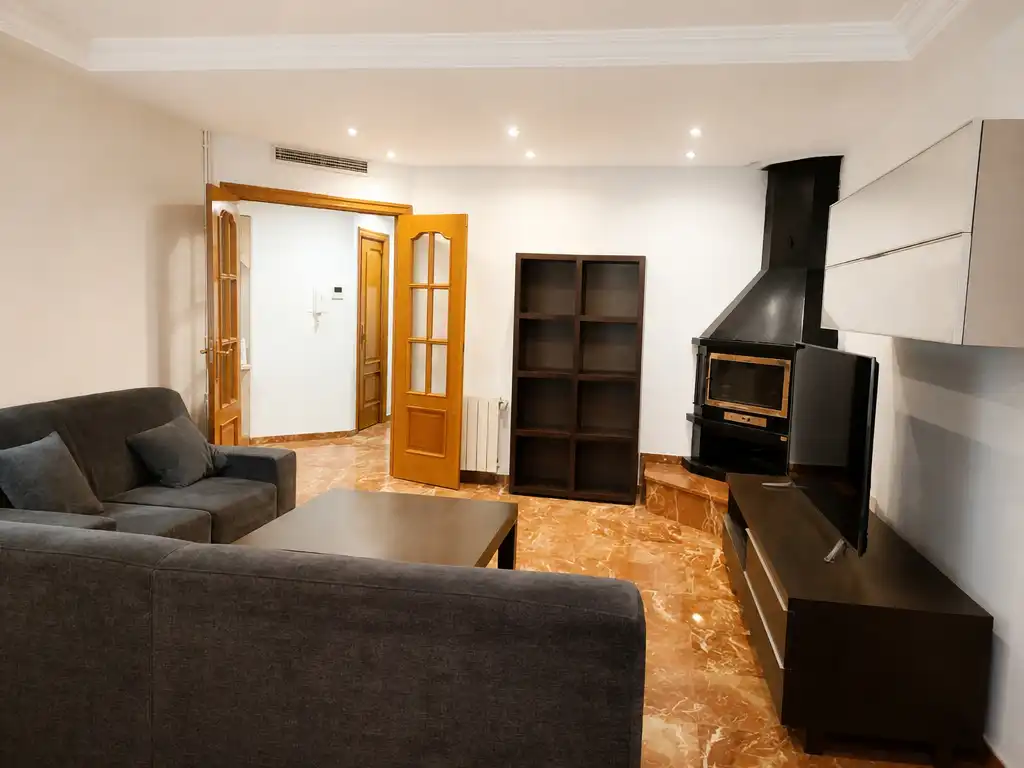 Terraced house with balcony for sale in Alaquàs, imagen 3