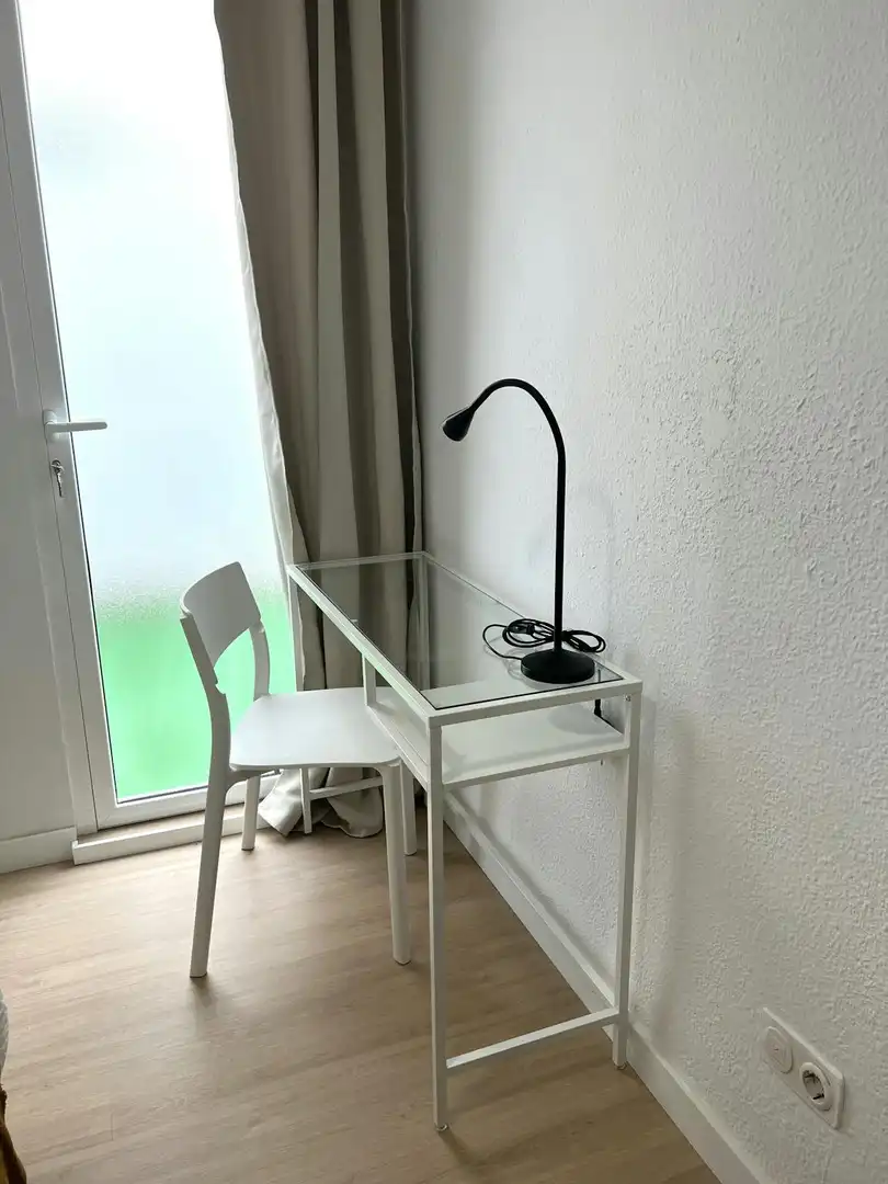 Terraza de Piso de alquiler en Valencia con Amueblado, Lavadora y TV