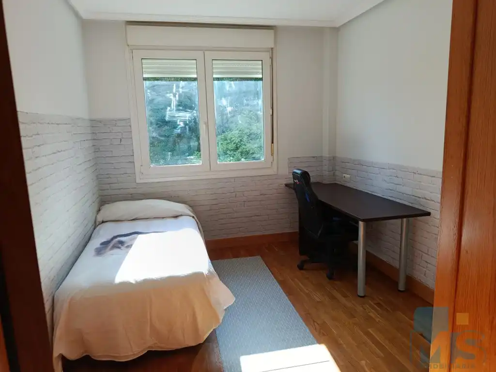 Habitación de Piso en venta en Pasaia con Horno, Lavadora y Microondas