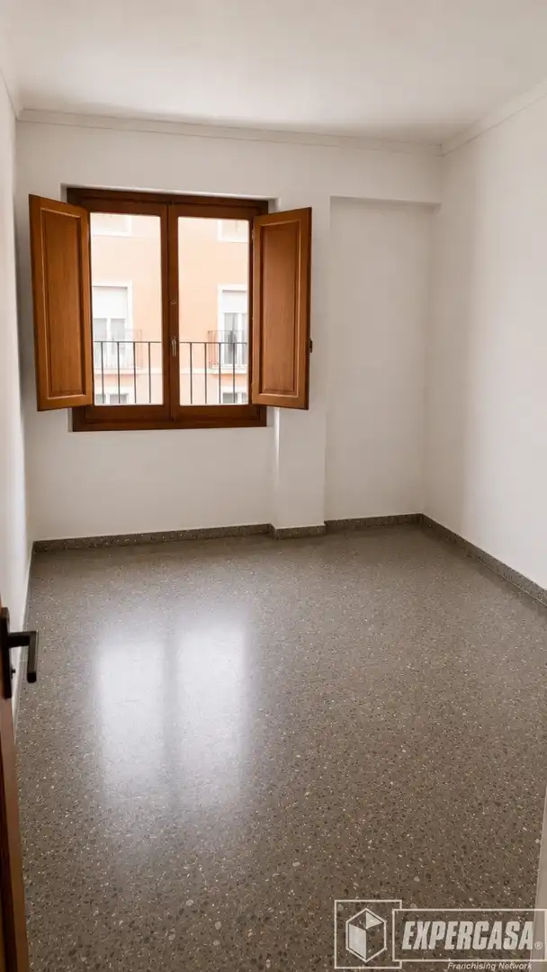 Bedroom of Flat for sale in Tavernes de la Valldigna
