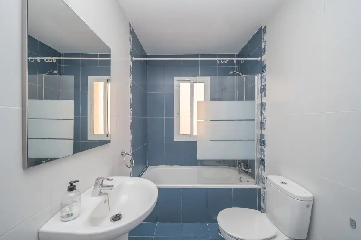 Casa pareada con terraza en venta en Carrer d'Oriola, imagen 14