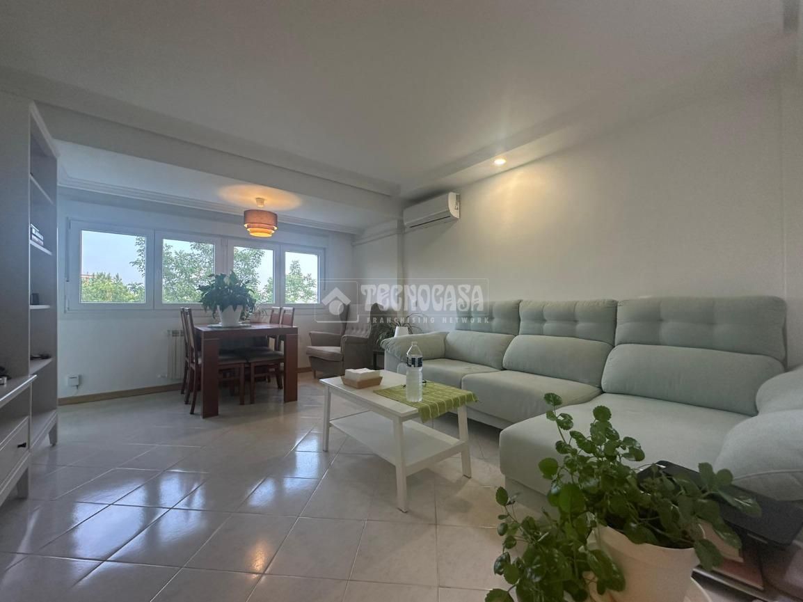 Flat for sale in C. Veredilla