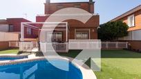 Jardí de Casa o xalet en venda en Viladecans amb Jardí privat, Terrassa i Traster