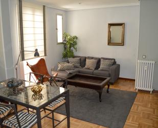 Living room of Flat to rent in  Madrid Capital  with Air Conditioner