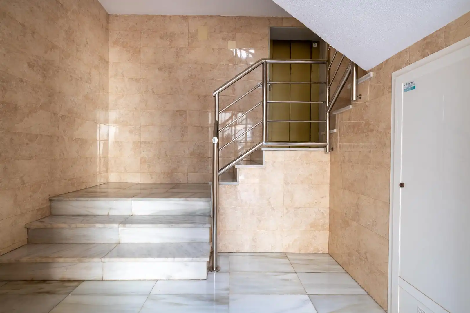 Flat with terrace to rent in Calle Doctor Barraquer, imagen 9