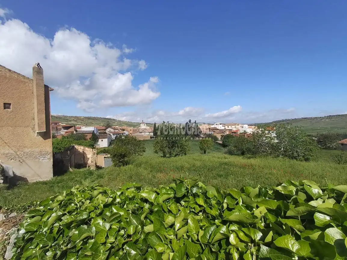 Detached homes for sale in Gor