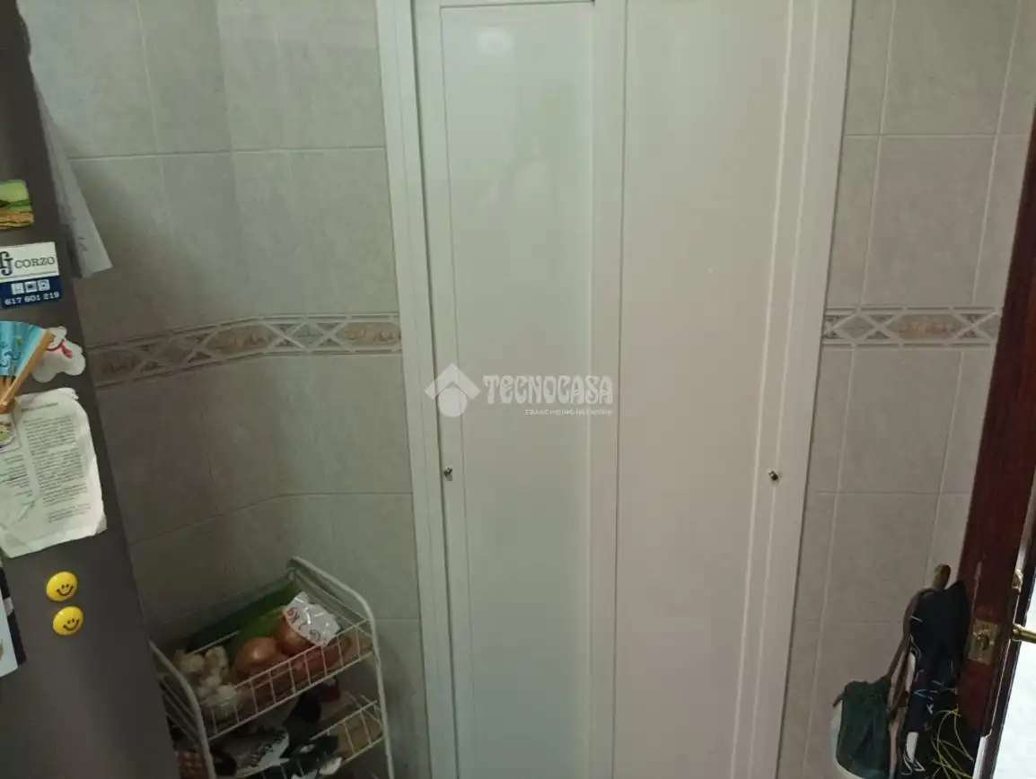Bedroom of Flat for sale in Arahal  with Air Conditioner and Balcony